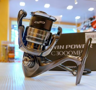 NEW REEL SHIMANO 24 TWIN POWER C3000MHG