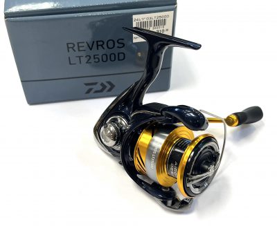 NEW REEL DAIWA 24 REVROS LT 2500D