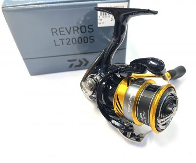 NEW REEL DAIWA 24 REVROS LT 2000S